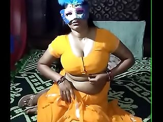 indian hot aunty flash her nude body webcam s ex  video conversing on chatubate porno site enjoy on webcam fingering in pussy hole and cumming desi garam  masala doodhwali chubby indian